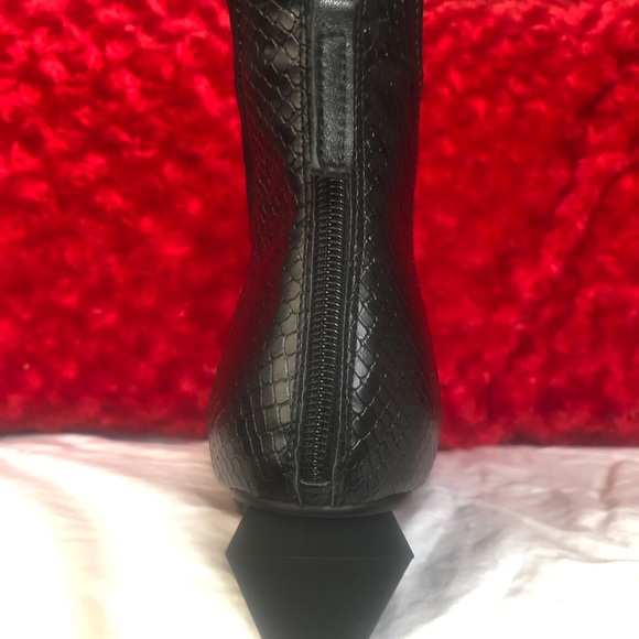 Booties - Picture 4 of 6